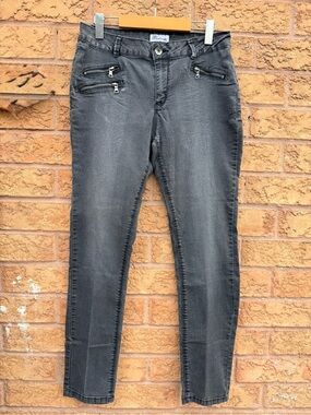 10/$25 • Blue Crush Black Denim Zip Detail Skinny Jeans